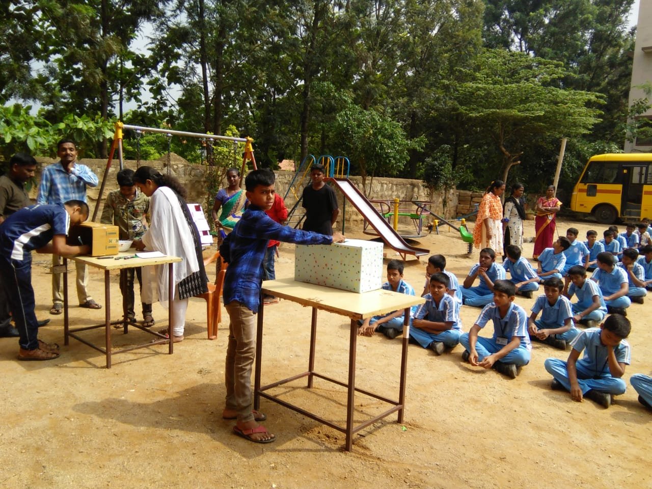 Annie Besant School - Gollarahatti