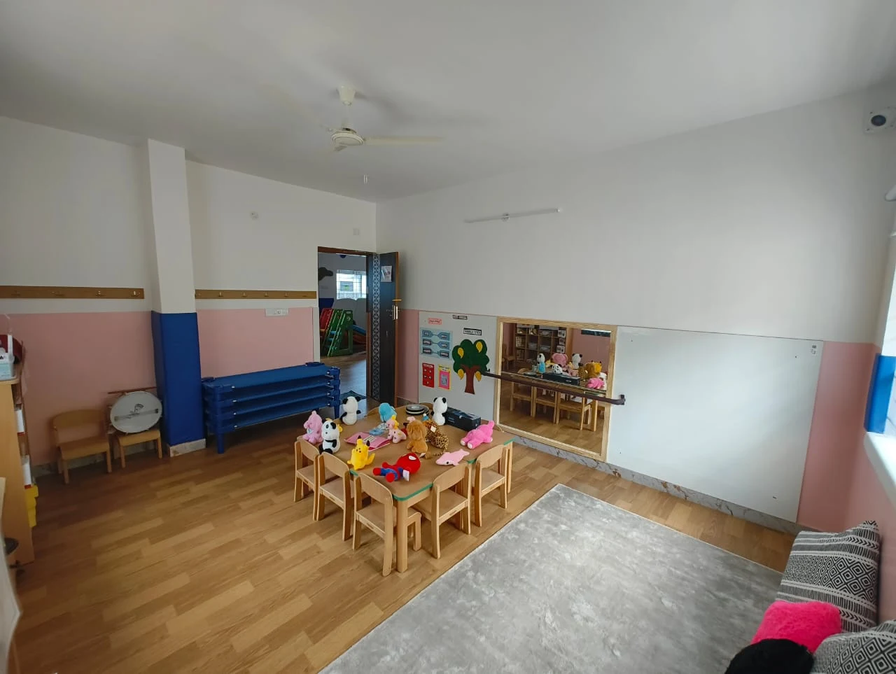 Footprints: Play School & Day Care Creche, Preschool in JP Nagar 7th Phase, Laxminagar, Bangalore - 8th Phase,JP Nagar
