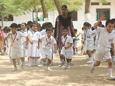 Pon Vidyashram School - Valasaravakkam