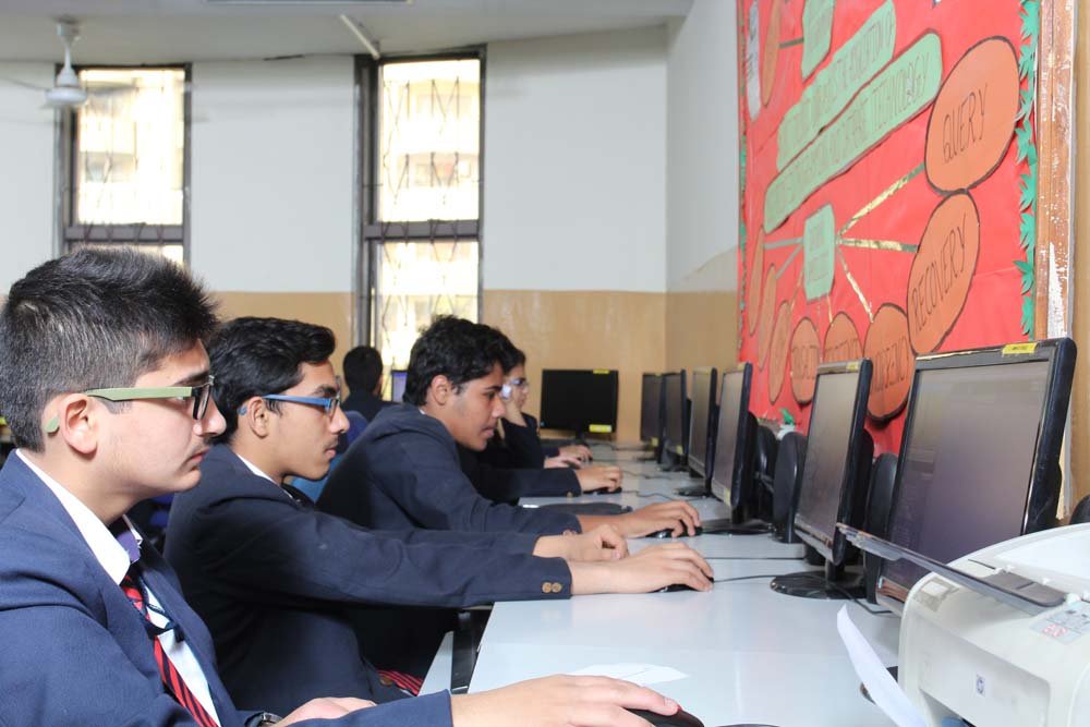 Amity International School - Mayur Vihar