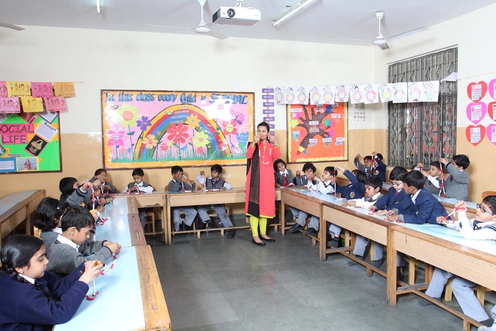 Amity International School - Mayur Vihar
