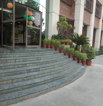 Amity International School - Mayur Vihar