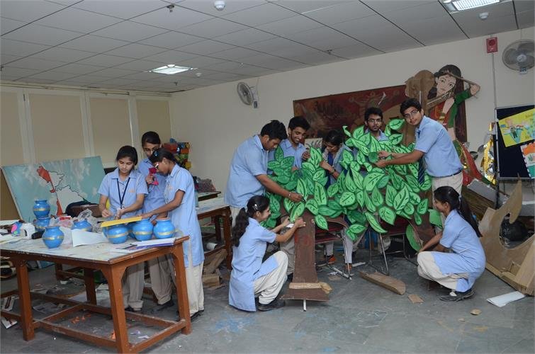 Greenway Modern School - Dilshad Garden