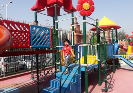 Indraprastha International School - Dwarka
