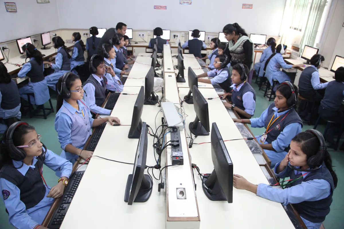 Mayur Public School - Vinod Nagar