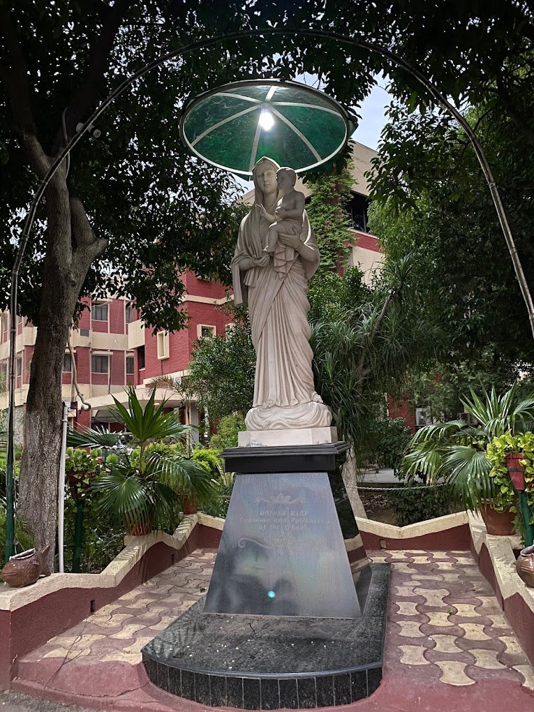 QUEEN MARYS SCHOOL - Shalimar Bagh