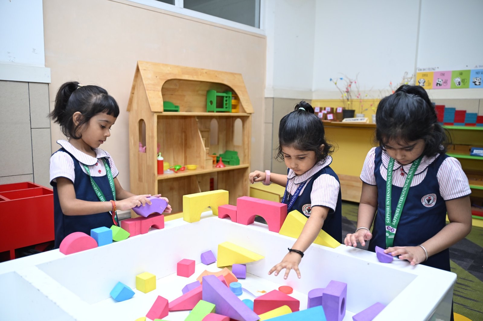 Sapphire International School Crossing Republik - Crossing Republik
