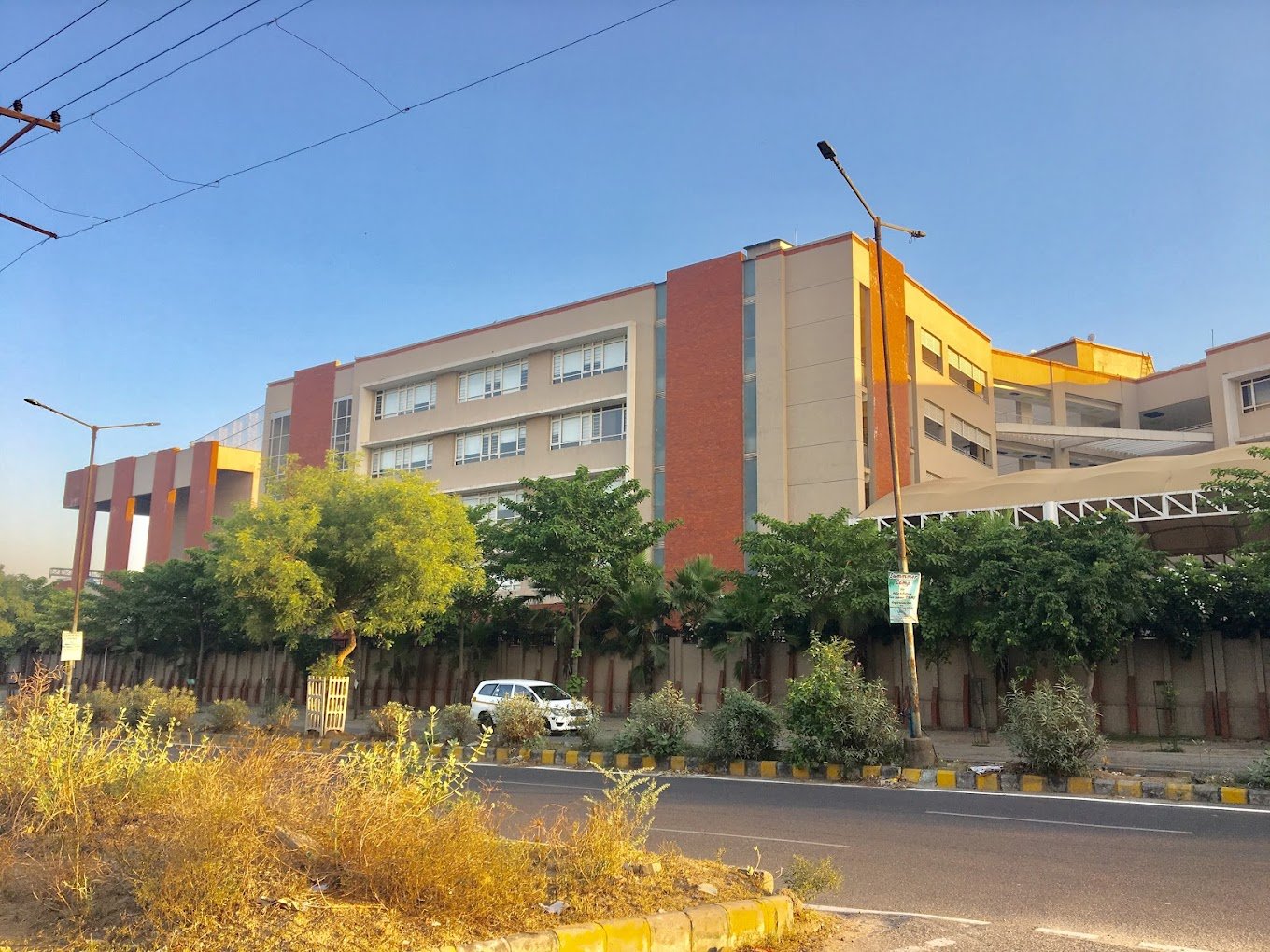 Shiv Nadar School - Sector 26A