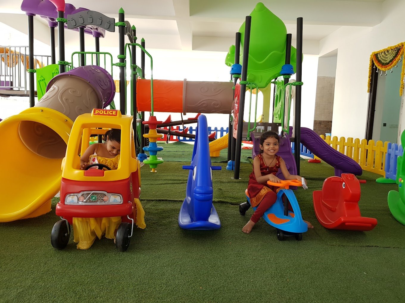 Insignis Transnational School - Chanda Nagar