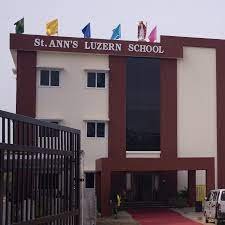 St Ann's Luzern school - Kompally