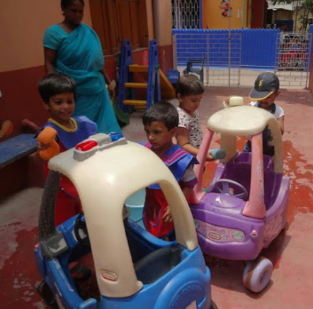 Beginners Montessori House - Lake Town