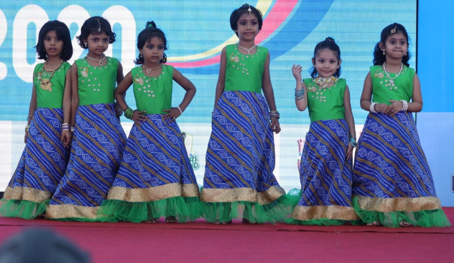 Little Millennium - Machuabazar