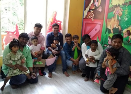 Hello kids - Dahisar East