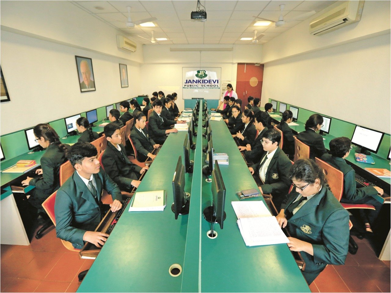 Jankidevi Public School. - Andheri West