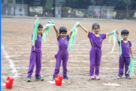 Kangaroo kids - Parel