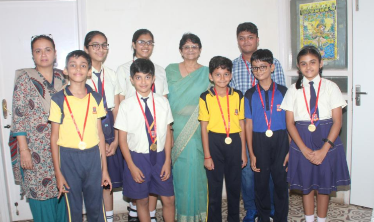 Maneckji Cooper Education Trust School - Juhu