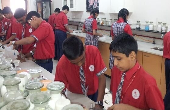 M.P. Shah English High School - Vile Parle West