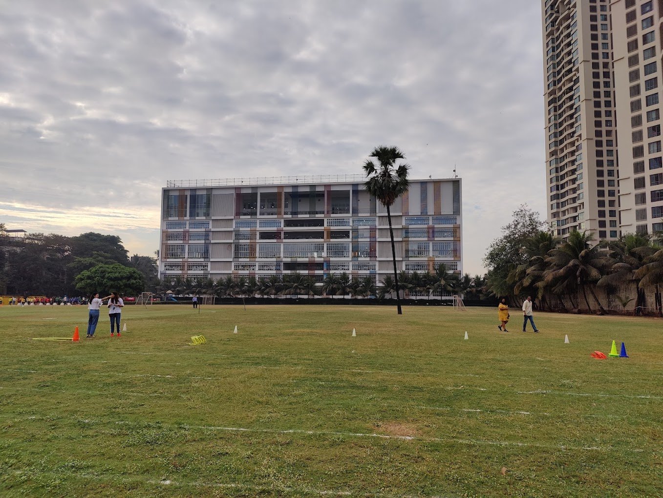 Oberoi International School - Goregaon