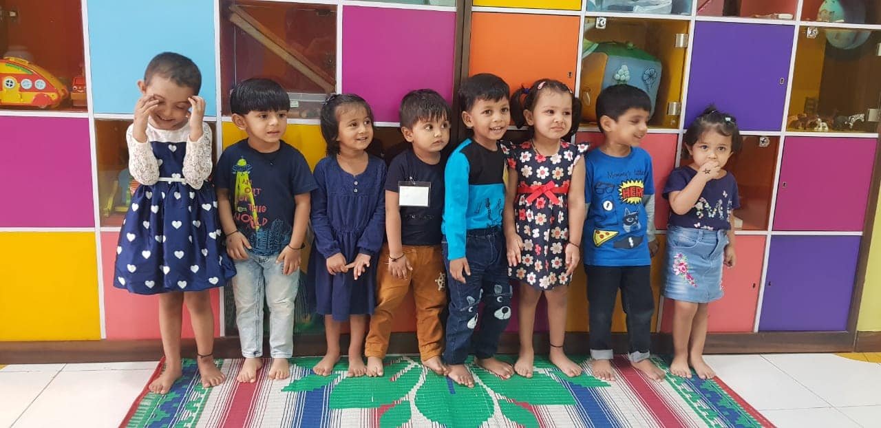 Peek A Boo Club - Dadar