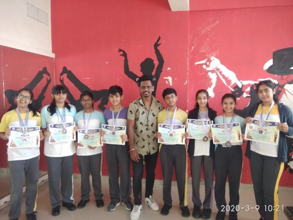 Pinnacle High International School - Malad West