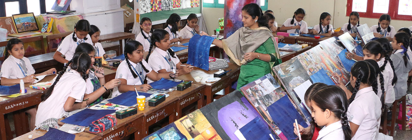 Queen Mary School - Tardeo