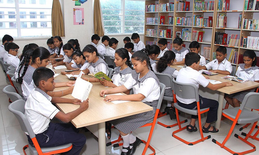 Ramniwas Bajaj English High School - Malad West