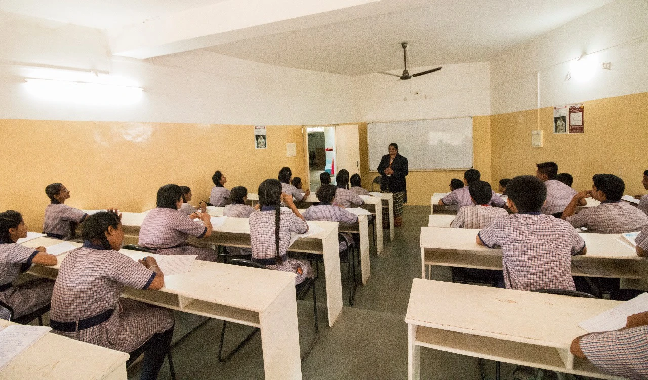 Shivneri School School and junior college - Asalpha Link Road