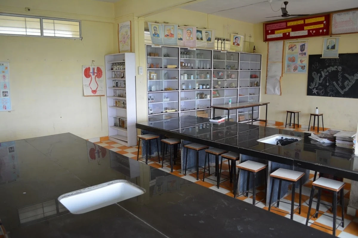 Shivneri School School and junior college - Asalpha Link Road