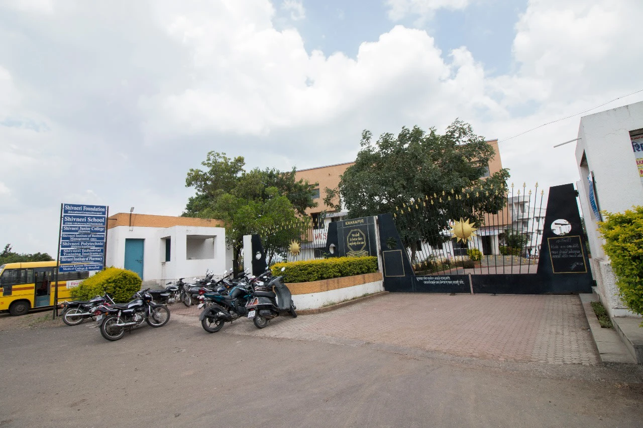 Shivneri School School and junior college - Asalpha Link Road