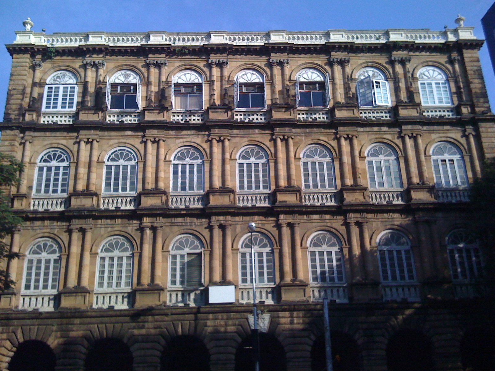 Sir J J Fort Boys High School - Fort