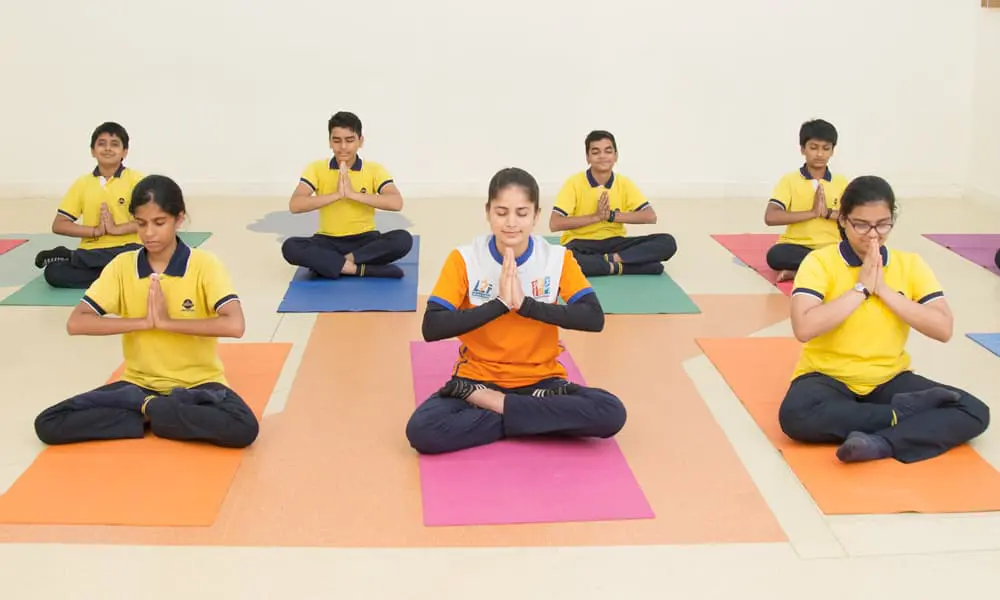 The Universal School, Tardeo - Tardeo