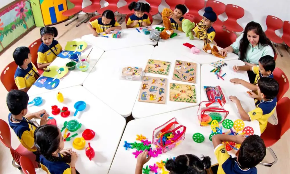 The Universal School, Tardeo - Tardeo