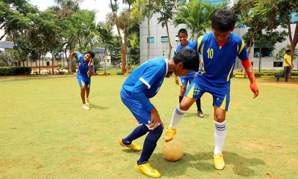 The Universal School, Tardeo - Tardeo