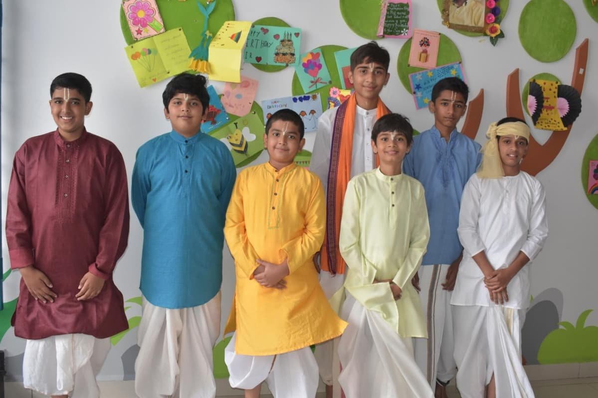 Adarsh Vidyalaya School