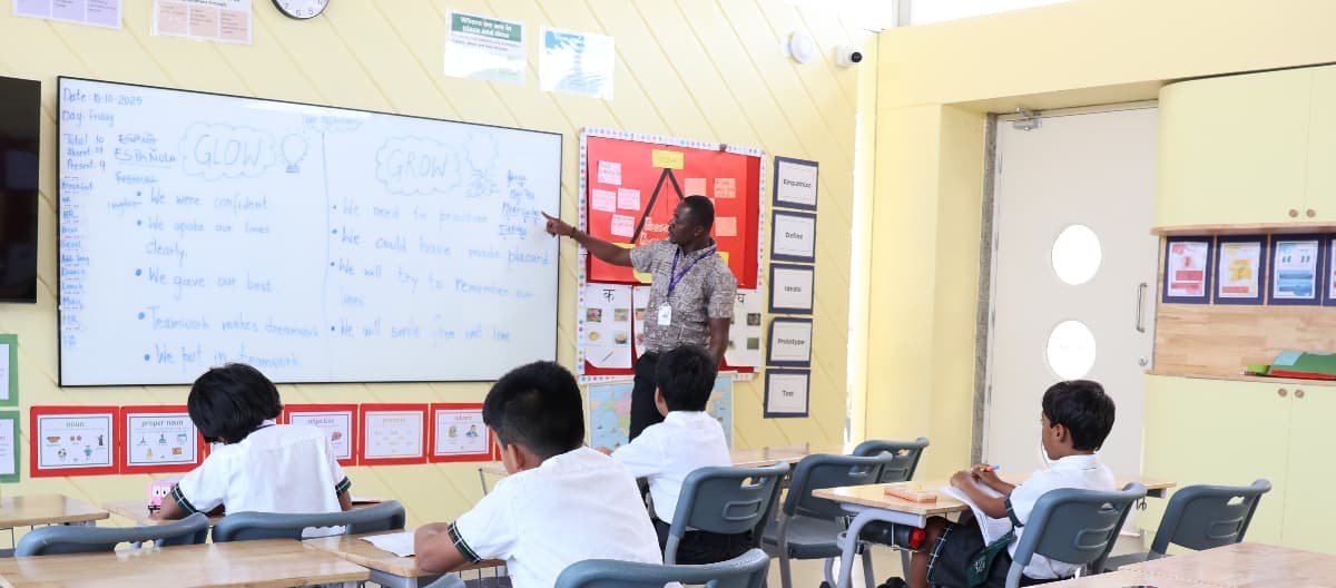 Avinya International School