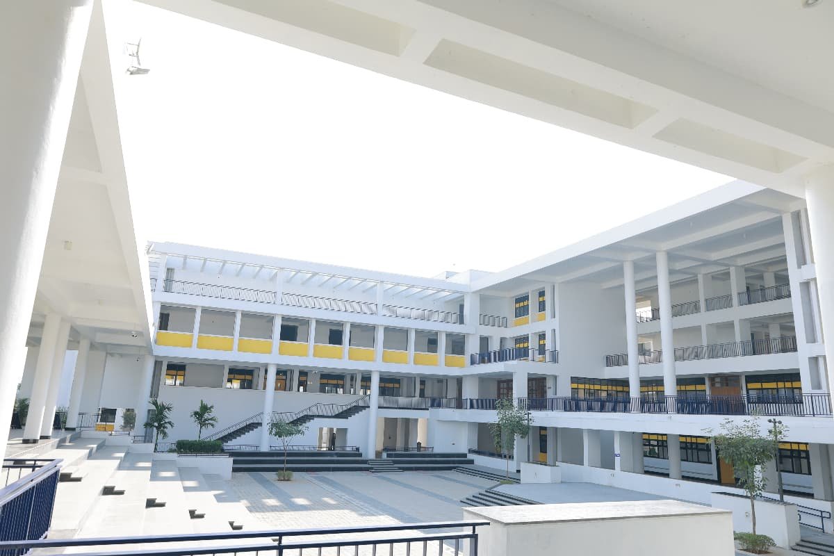 AVN Lakefield Global School