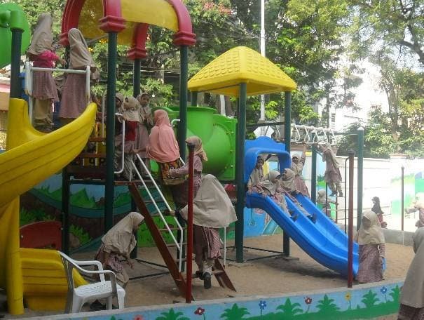 Ayesha Girls High School