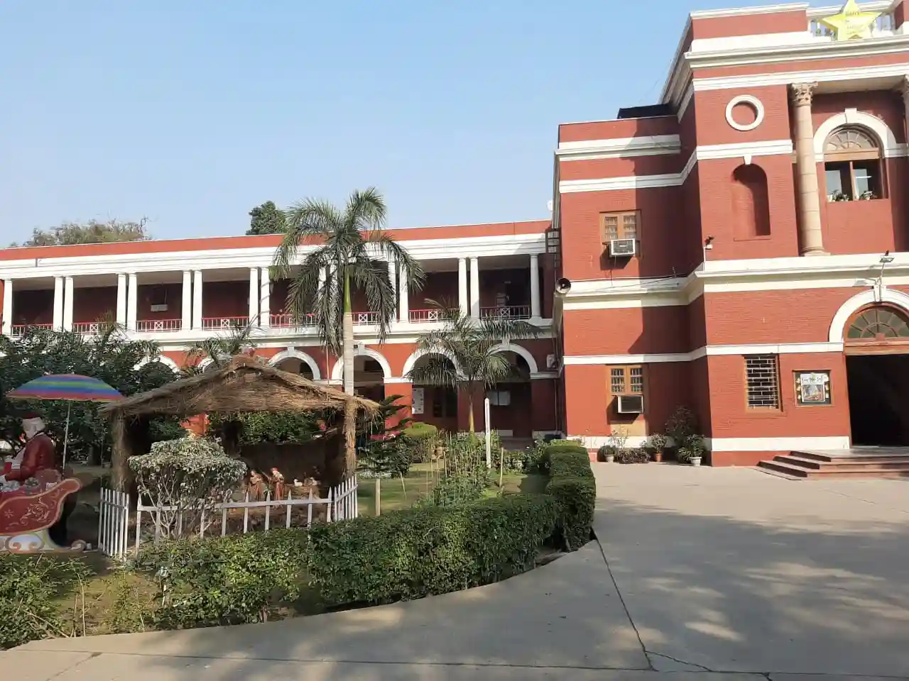 DAYANAND MODEL SCHOOL
