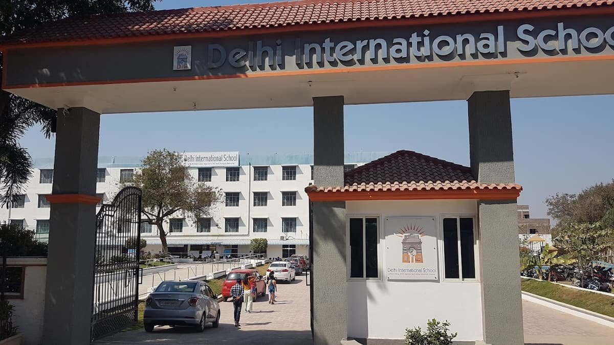 Delhi International School