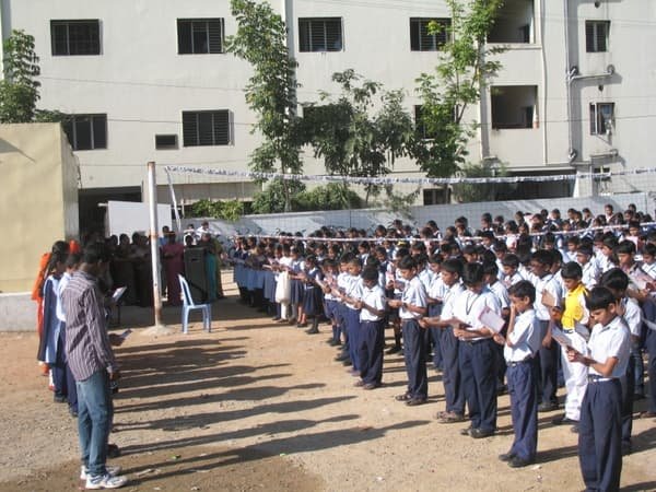 Dr. KKR's Gowtham IIT Concept School