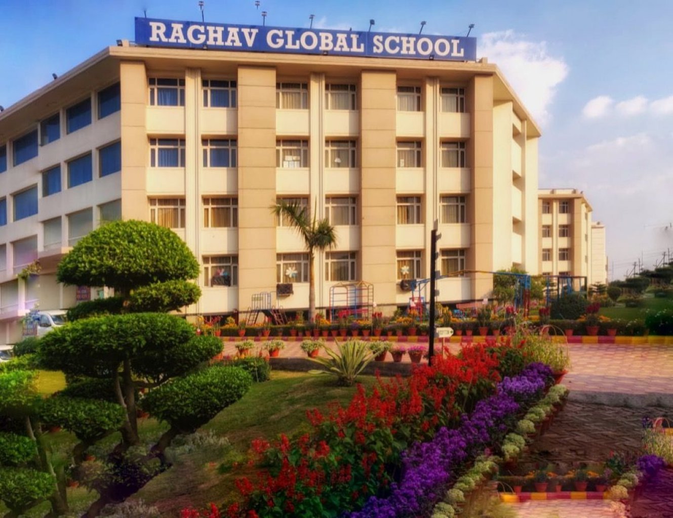 Footprints: Play School & Day Care Creche, Preschool in Sector 122, Noida