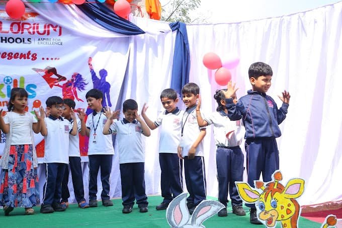 Glorium School
