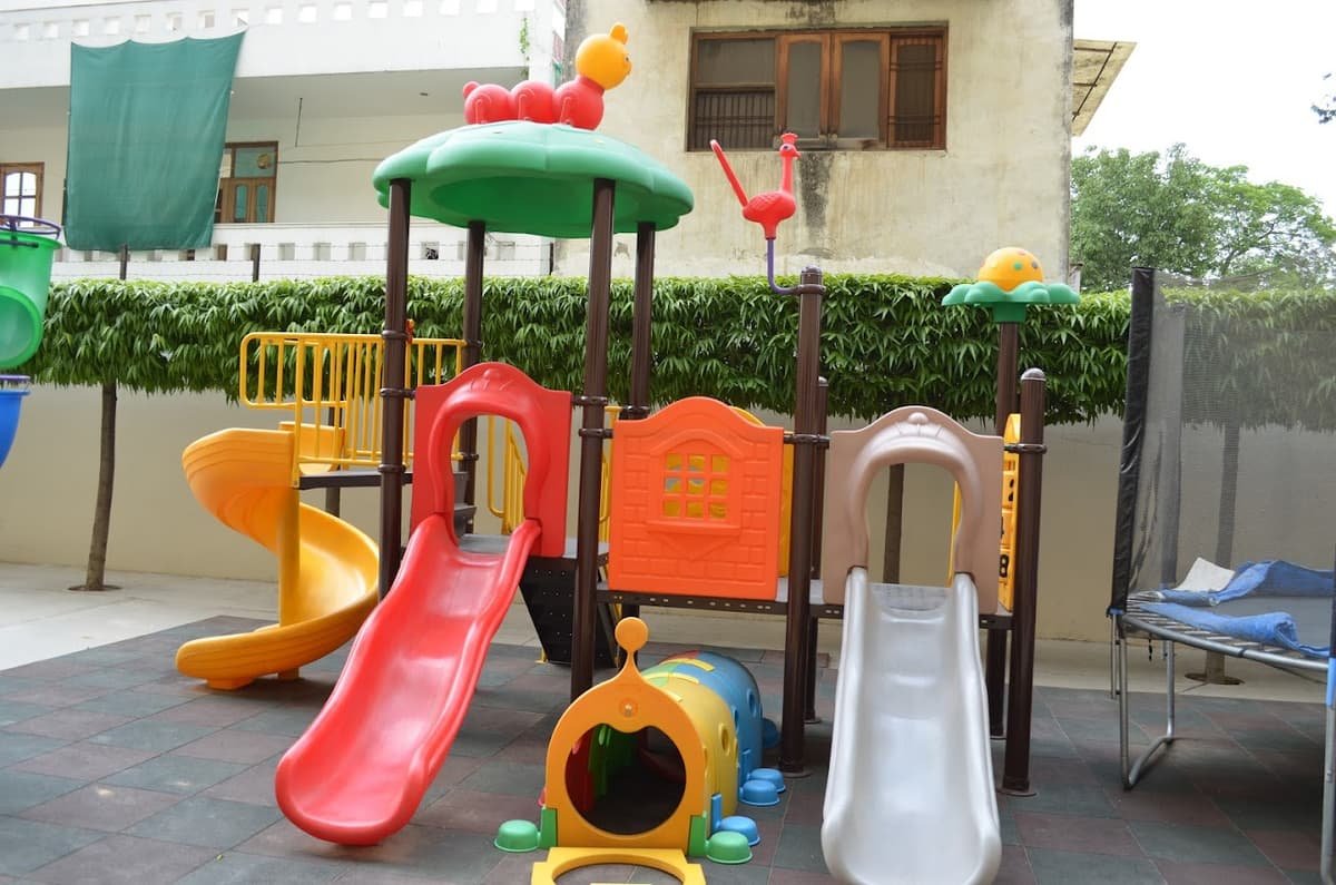 Grand Columbus International School
