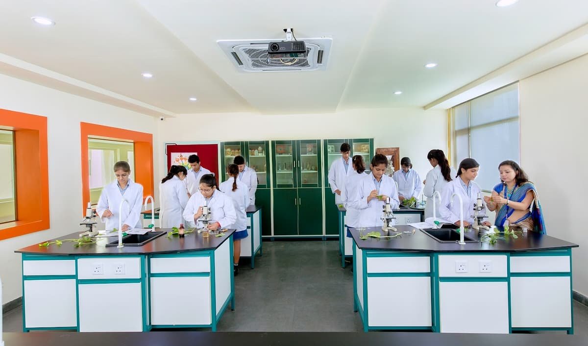 Grand Columbus International School