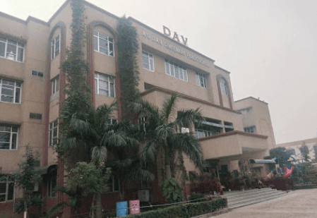 Guru Teg Bahadur Public School