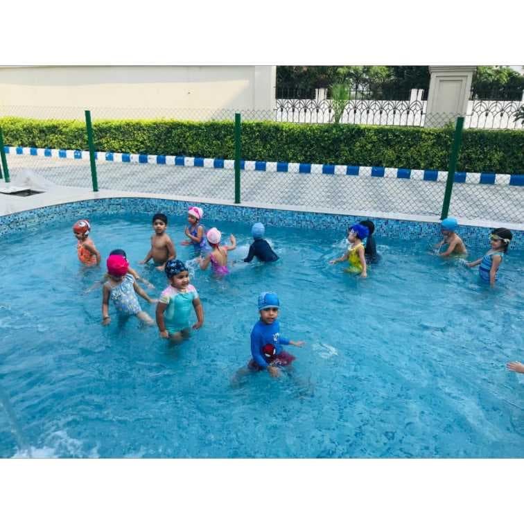 Heritage Xperiential Learning School, Noida