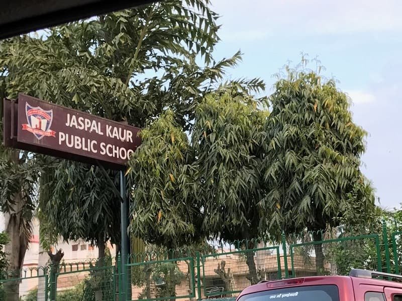 Jaspal Kaur Public School