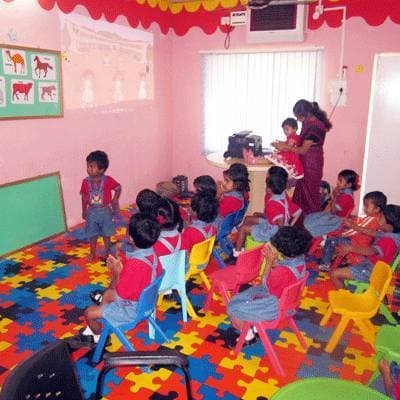 leo kidz Play School