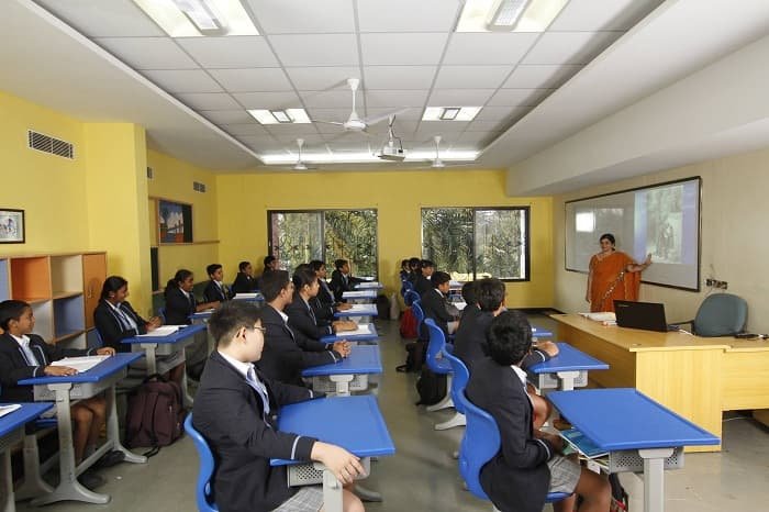 Niraj International School