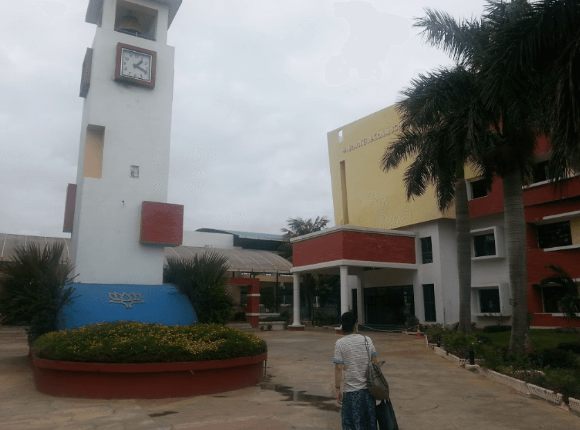 Niraj International School